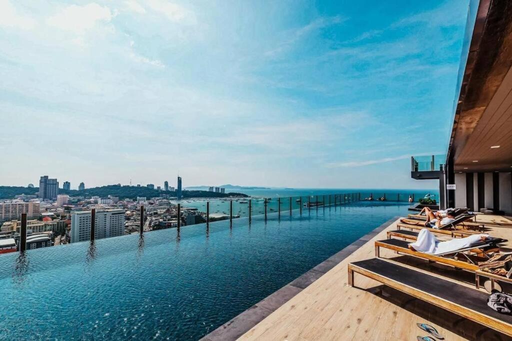 Sea View 2 Bed Room Condo @ Central Pattaya Exteriör bild