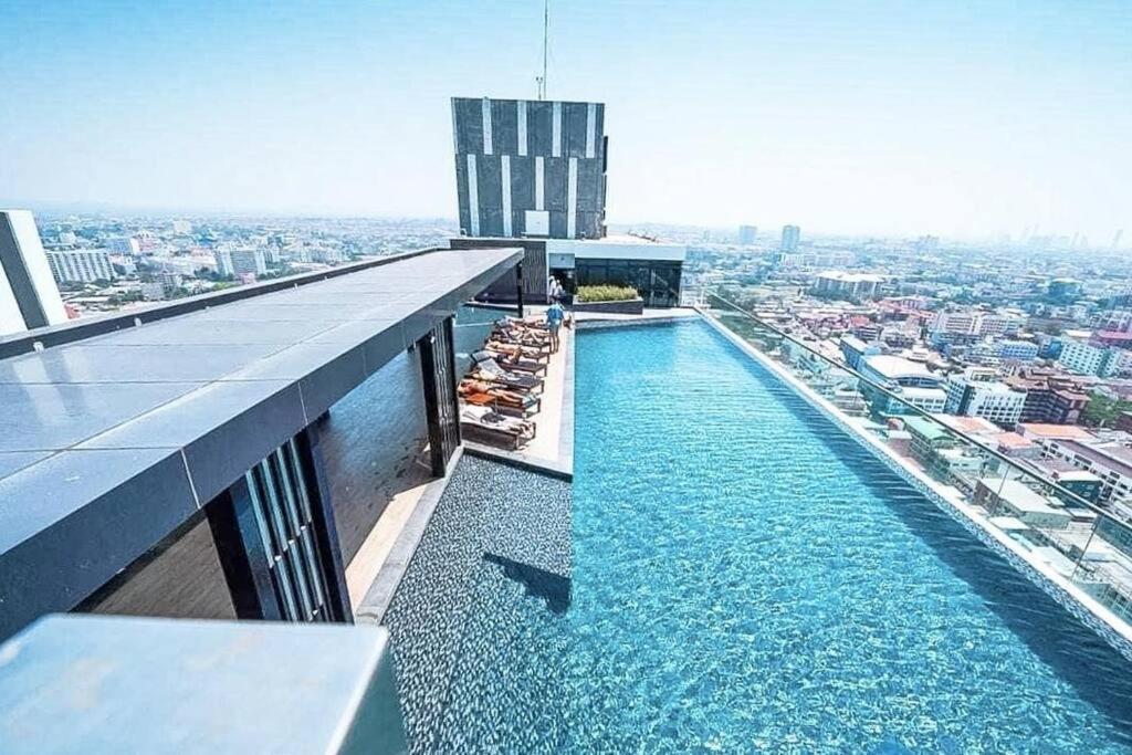 Sea View 2 Bed Room Condo @ Central Pattaya Exteriör bild