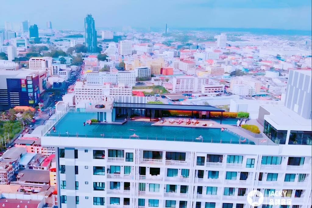Sea View 2 Bed Room Condo @ Central Pattaya Exteriör bild