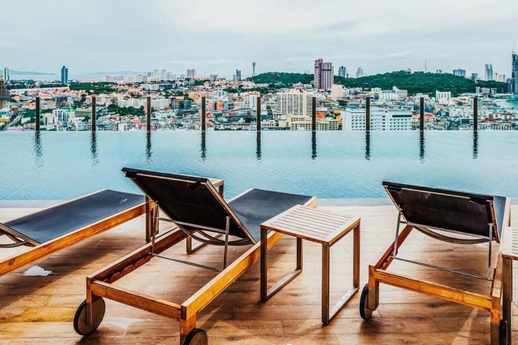 Sea View 2 Bed Room Condo @ Central Pattaya Exteriör bild