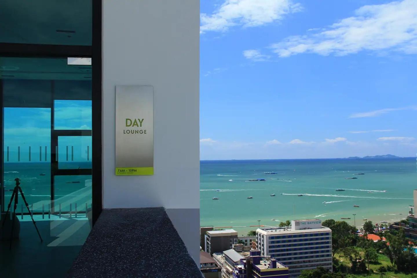 Sea View 2 Bed Room Condo @ Central Pattaya Exteriör bild